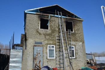 Фотография к новости: Приехавшие в гости две девочки погибли при пожаре в Костанае
