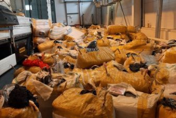 Фотография к новости: Контрабандный товар из Турции на 136 миллионов тенге задержали в порту Курык