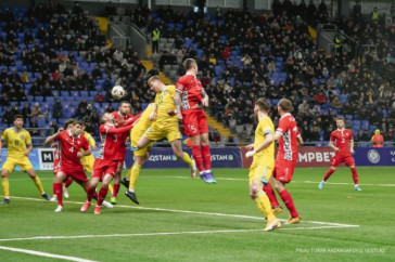 Фотография к новости: Казахстанская сборная по футболу в серии пенальти победила Молдову