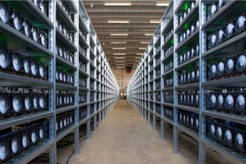 Фотография к новости: Пять компаний получили незаконные преференции и занимались майнингом в "Астана хаб"