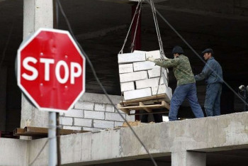 Фотография к новости: Возведение 84 объектов остановилось из-за удорожания строительства в РК