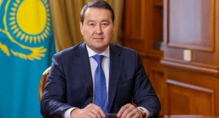 Премьер Алихан Смаилов открыл свою страницу в Facebook