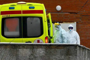 Фотография к новости: Инфекционист оценил возможность новой волны COVID-19 в мире