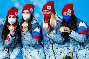 Фотография к новости: Российские олимпийцы из-за санкций не получат положенные за медали иномарки