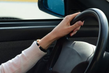 Фотография к новости: Алматинка устроила три ДТП и оказала сопротивление полиции