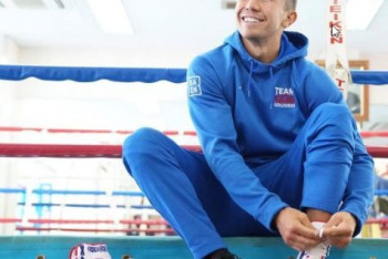 Фотография к новости: Головкин сделал заявление о бое с Альваресом