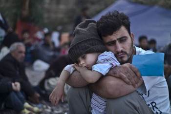 Фотография к новости: Более 4,5 млн беженцев прибыли в соседние с Украиной страны - ООН