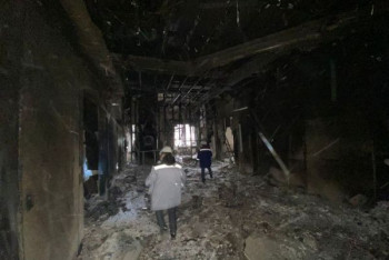 Фотография к новости: Как сожжённую резиденцию президента в Алматы готовят к сносу