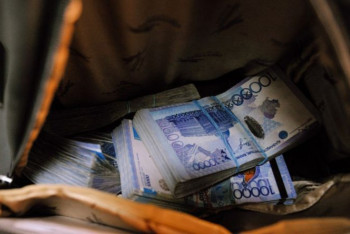 Фотография к новости: В Актюбинской области руководителя отдела ЖКХ обвиняют в коррупции