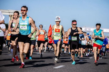 Фотография к новости: Поставлен новый абсолютный рекорд трассы Алматинского полумарафона