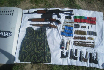 Фотография к новости: Сумку с оружием нашли на окраине Алматы