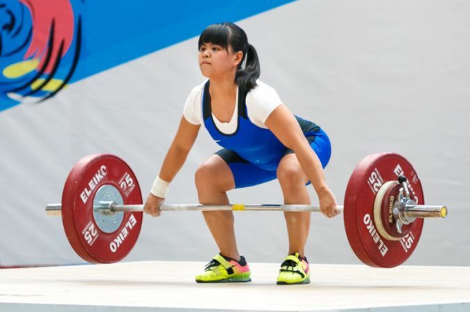 Фотография к новости: Казахстанская тяжелоатлетка Зульфия Чиншанло подняла 223 килограмма и стала №1 в мировом рейтинге