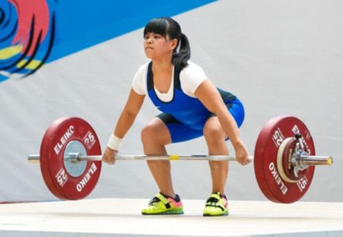 Фотография к новости: Казахстанская тяжелоатлетка Зульфия Чиншанло подняла 223 килограмма и стала №1 в мировом рейтинге