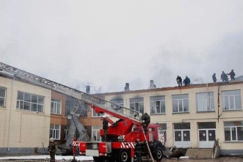 Фотография к новости: Пожар в школе Павлодара: госпитализирована одна из учениц