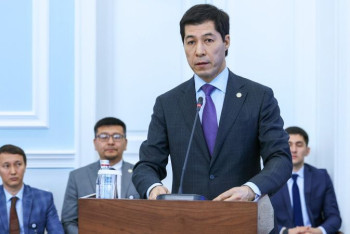 Фотография к новости: Премьер-министр акиму ЗКО: Почему для решения проблем нужно вмешательство президента?