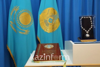 Фотография к новости: Поправки в Конституцию РК приведут к большей демократизации и конкурентоспособности - Аубакирова