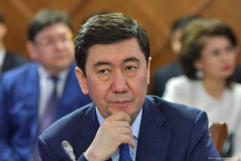 Фотография к новости: "Неприкасаемых нет" - Кошанов о Болате Назарбаеве