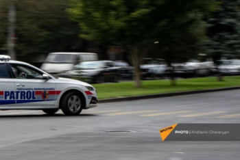 Фотография к новости: Кортеж премьер-министра Армении насмерть сбил беременную в Ереване