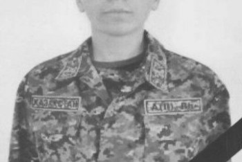 Фотография к новости: Свидетелей убийства солдата во время беспорядков в Талдыкоргане ищет полиция