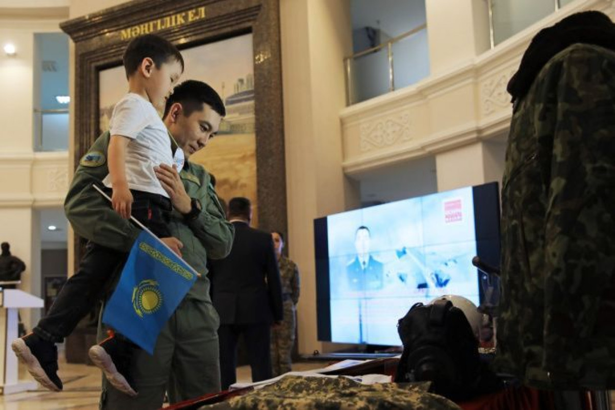 Торжественная церемония передачи личных вещей лётчика-героя  