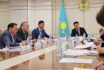 Фотография к новости: Имена Магжана Жумабаева и Талгата Бигелдинова присвоят школам в Нур-Султане