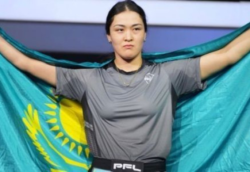 Фотография к новости: Казахстанскую девушку-бойца ММА нокаутировали в дебютном бое в Америке