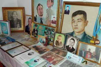 Фотография к новости: "Защитил других ценой своей жизни" —  мать погибшего полицейского поделилась воспоминаниями