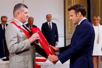 Фотография к новости: Инаугурация президента Франции Макрона состоялась в Париже