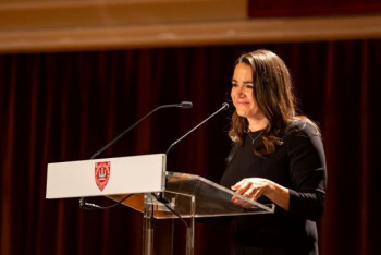 Фотография к новости: Первая в истории женщина-президент Венгрии вступила в должность