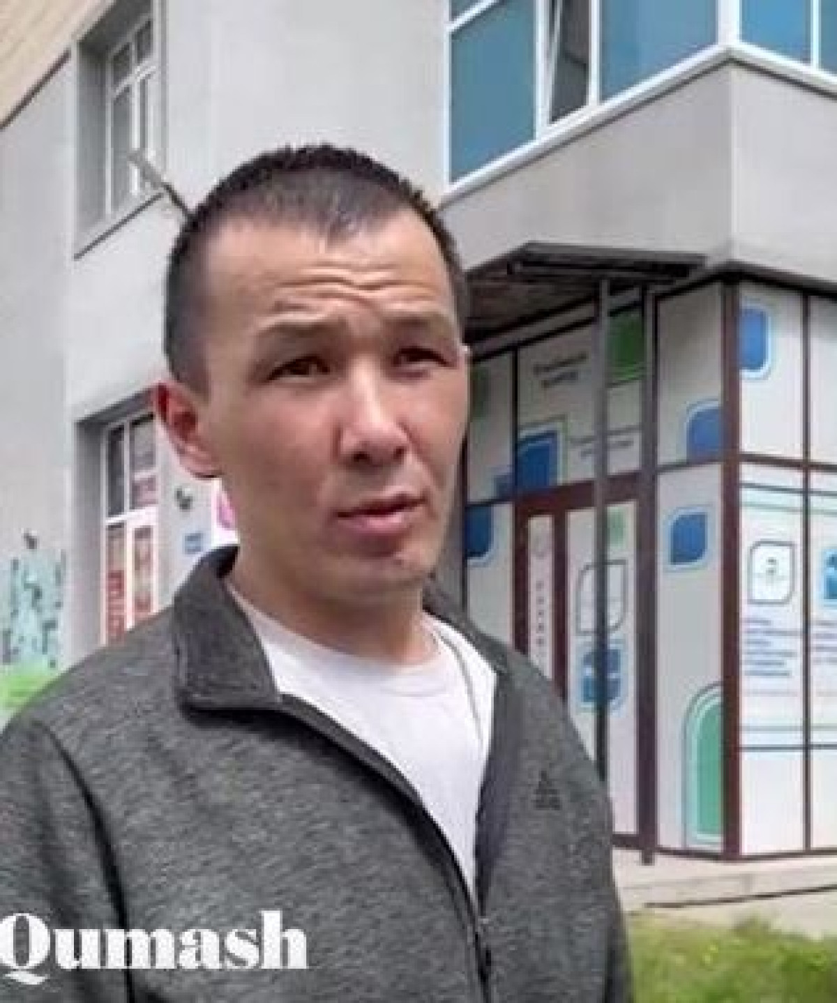 Страха не было – восхитивший казахстанцев мужчина рассказал о спасении ребёнка