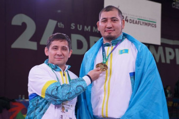 Фотография к новости: Казахстанский спортсмен стал чемпионом Сурдлимпийских игр