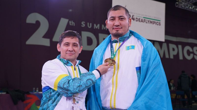 Фотография к новости: Казахстанский спортсмен стал чемпионом Сурдлимпийских игр