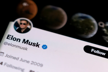 Фотография к новости: Илон Маск приостановил покупку Twitter