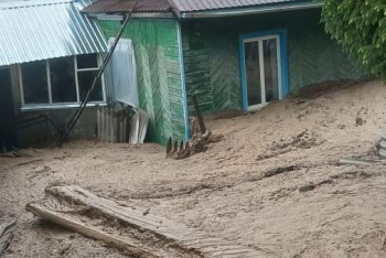 Фотография к новости: Пятилетняя девочка пропала во время схода селя в Текели