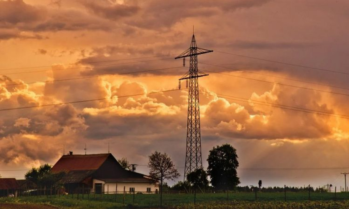 Штормовое предупреждение объявили в Нур-Султане и 11 областях Казахстана