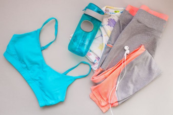 Фотография к новости: Подделки известных брендов на 10 миллионов тенге обнаружили в Жамбылской области