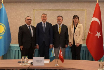 Фотография к новости: Поправки в Конституцию РК обсудили эксперты Турции