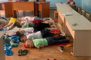 Фотография к новости: "Дети спали на полу и ели из одной тарелки". Условиями учебного центра Кызылорды шокированы родители