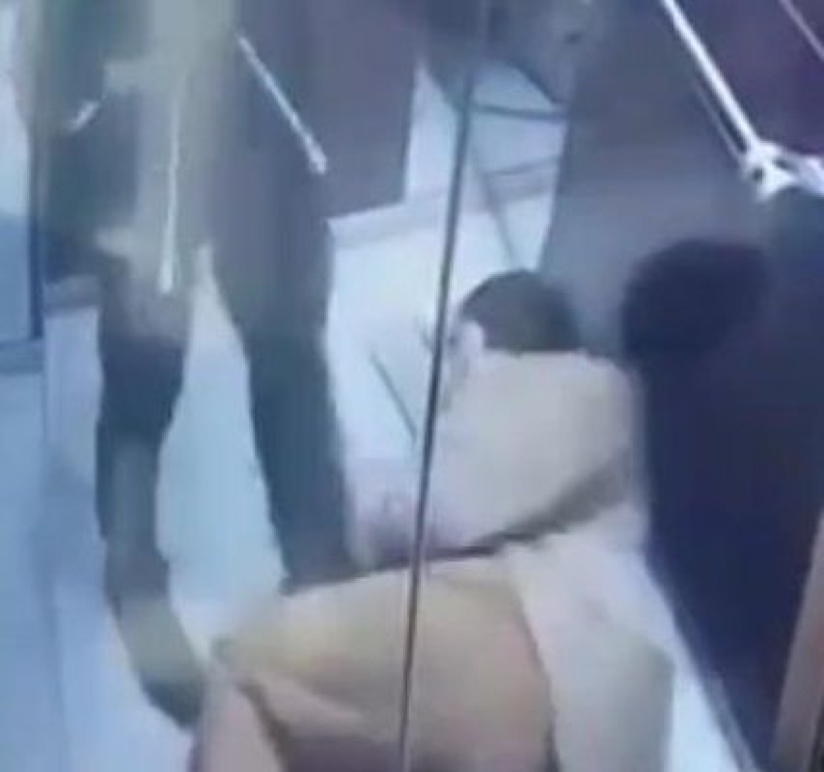 скриншот с видео