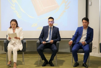 Фотография к новости: Встреча по разъяснению поправок в Конституцию РК прошла в столице с участием молодёжи