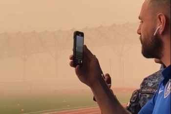 Фотография к новости: Матч КПЛ сорвался из-за мощной пыльной бури в Туркестане