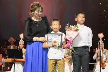 Фотография к новости: Павлодарский школьник получил медаль "Бала жүрегі" за спасение односельчанки