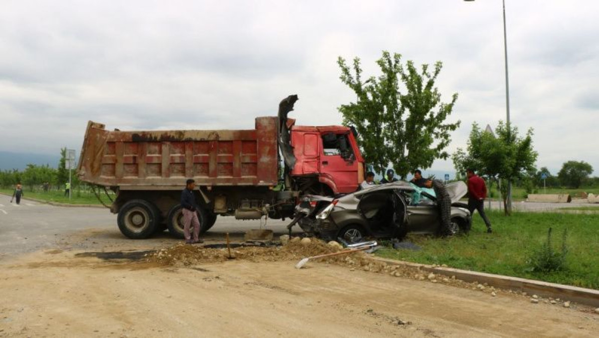 Легковушку смял грузовик в Алматы