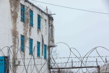 Фотография к новости: Сотрудники СИЗО Нур-Султана подали в суд на заключённого и выиграли