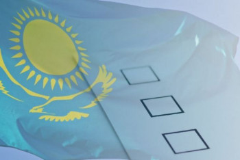 Фотография к новости: Опрос казахстанцев — один из важных этапов подготовки к референдуму — политолог