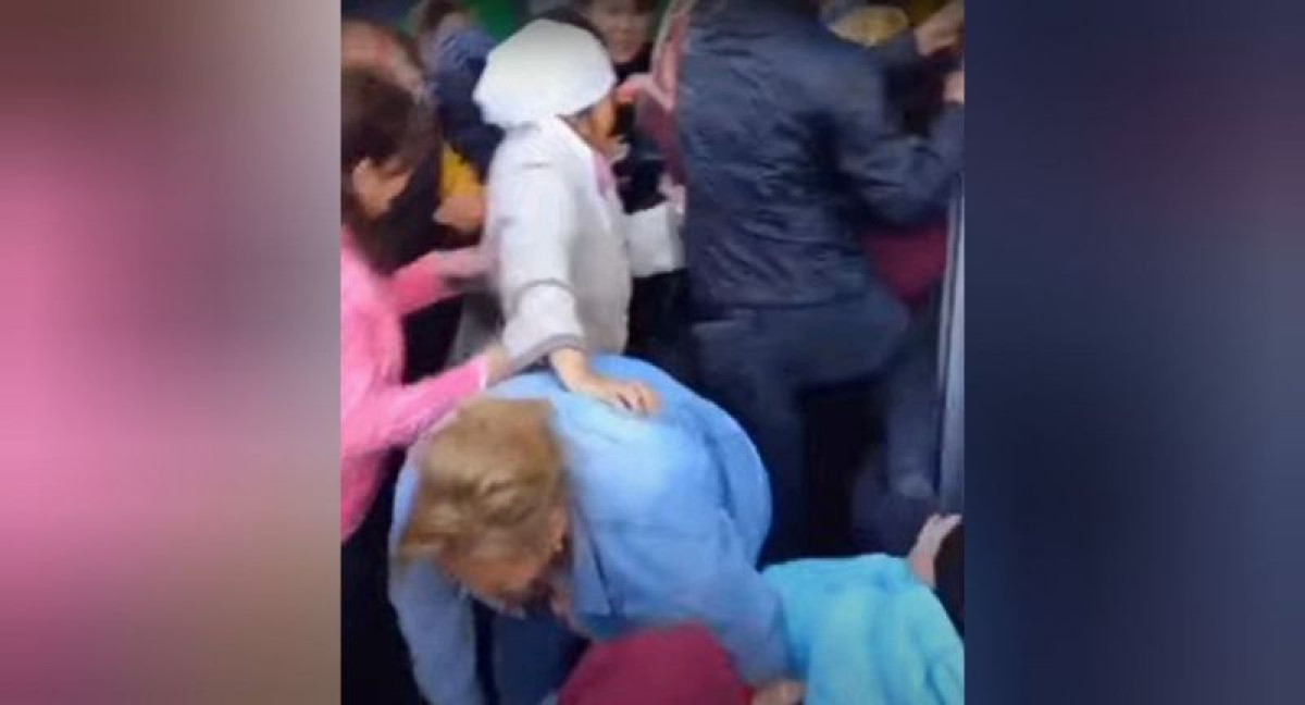 кадр из видео