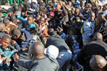 Фотография к новости: 31 человек погиб при раздаче еды и вещей нуждающимся в Нигерии