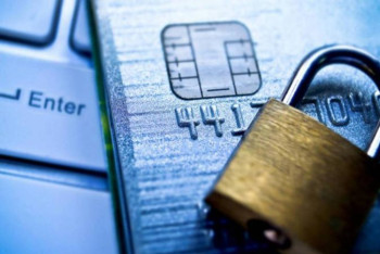 Фотография к новости: "Меня чуть не обманули телефонные мошенники" — как не попасть на крючок "дропперам"