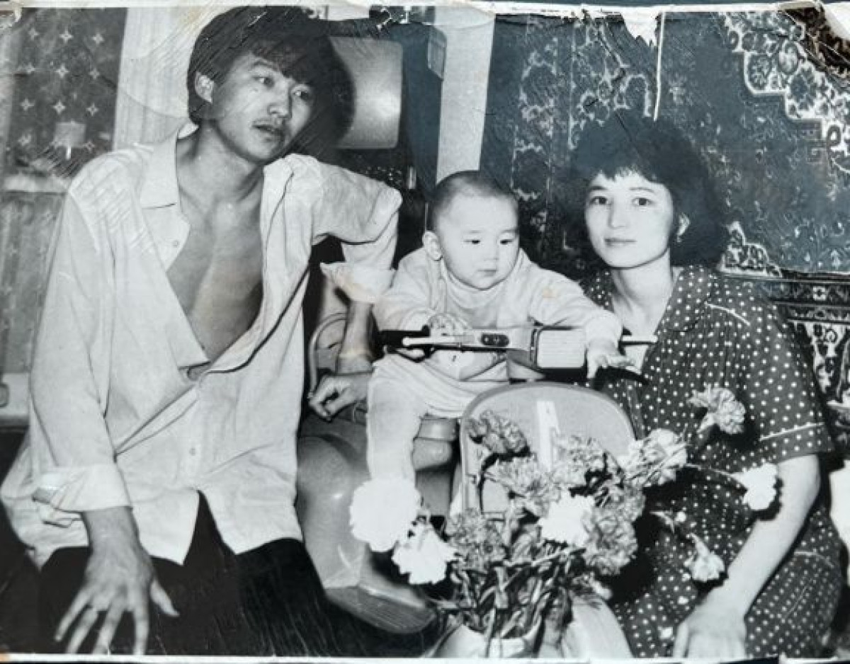 Угадай, кто это. Какими были в детстве известные казахстанцы