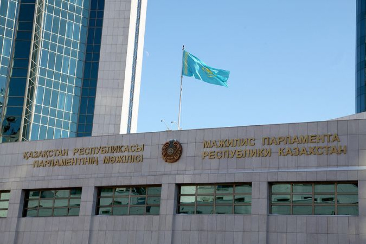 Как референдум изменит полномочия парламента РК, рассказал политолог